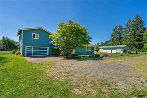 siletz homes for sale